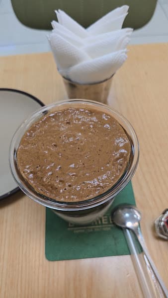 Hình ảnh Highland Coffee Golden Park - 4