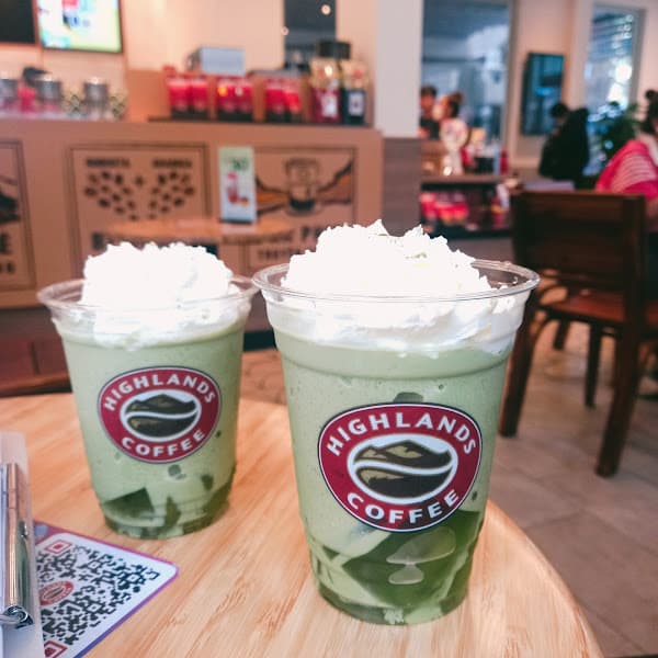 Hình ảnh Highlands Coffee The Botanica - 2