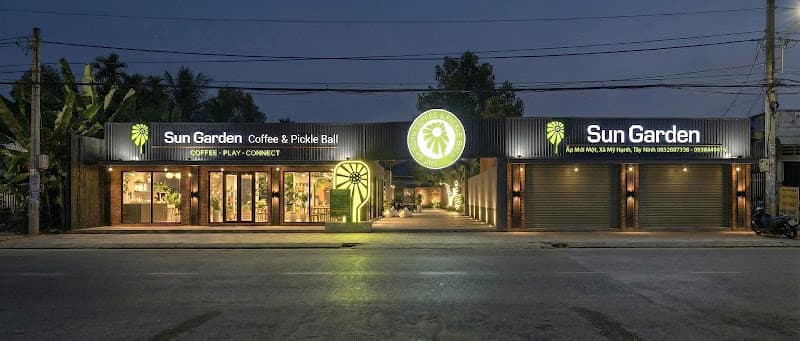 Sun Garden - Coffee & Pickleball