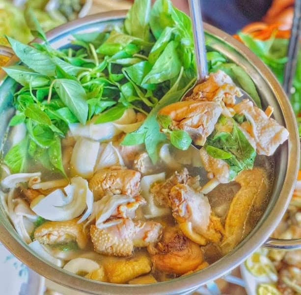 Hình ảnh Lẩu Gà Lá É TAO NGỘ - 02 Phạm hồng thái ( Quán Nhi) - 5