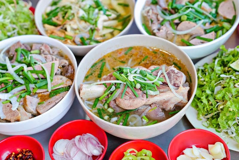 Hình ảnh Quán Bún Chìa, Bún Bò Huế Cô Chua - 4