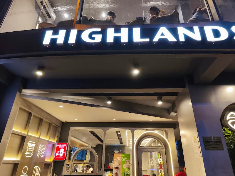 Highlands Coffee Nguyễn Văn Trỗi HCM