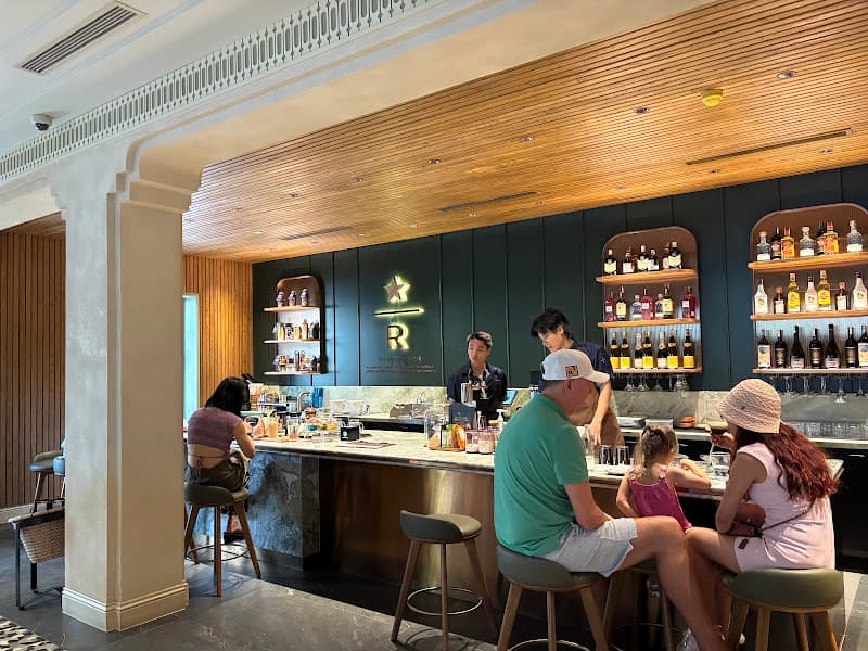 Hình ảnh Starbucks Reserve Quang Trung - 4