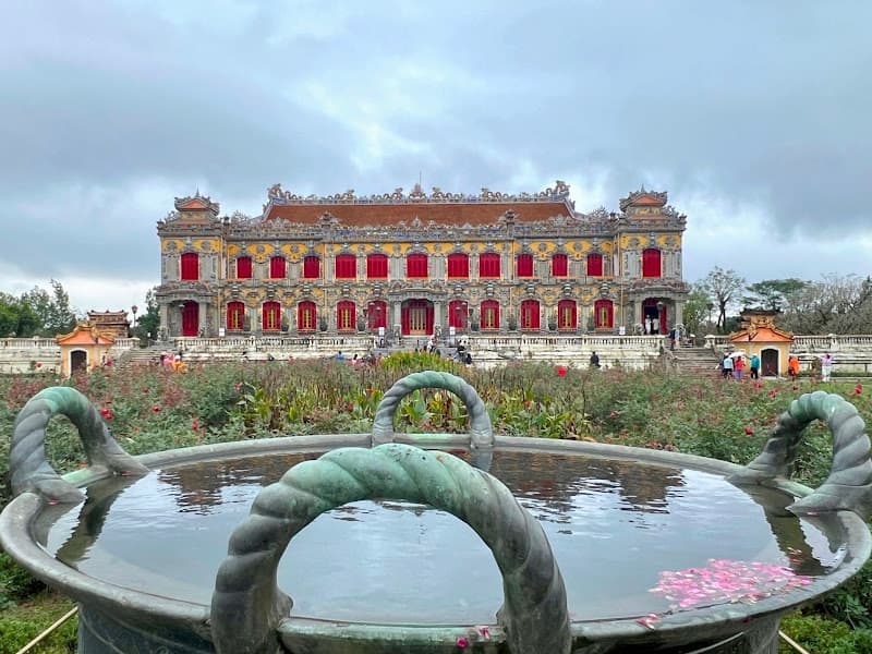 Ảnh bìa Cung Khôn Thái