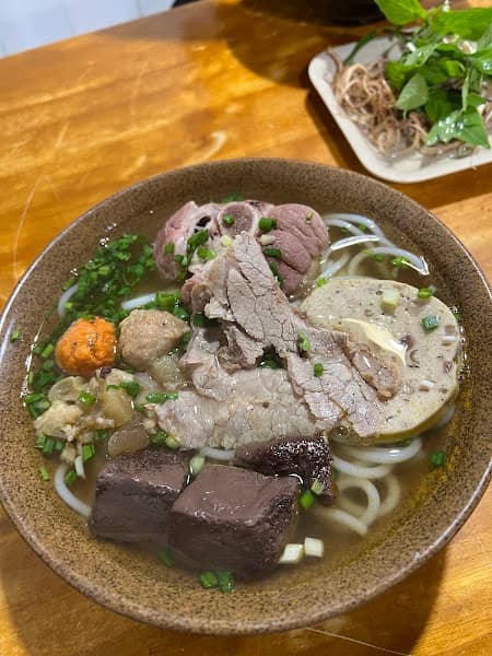 Hình ảnh Bún Bò Huế Ngự Uyển - 4