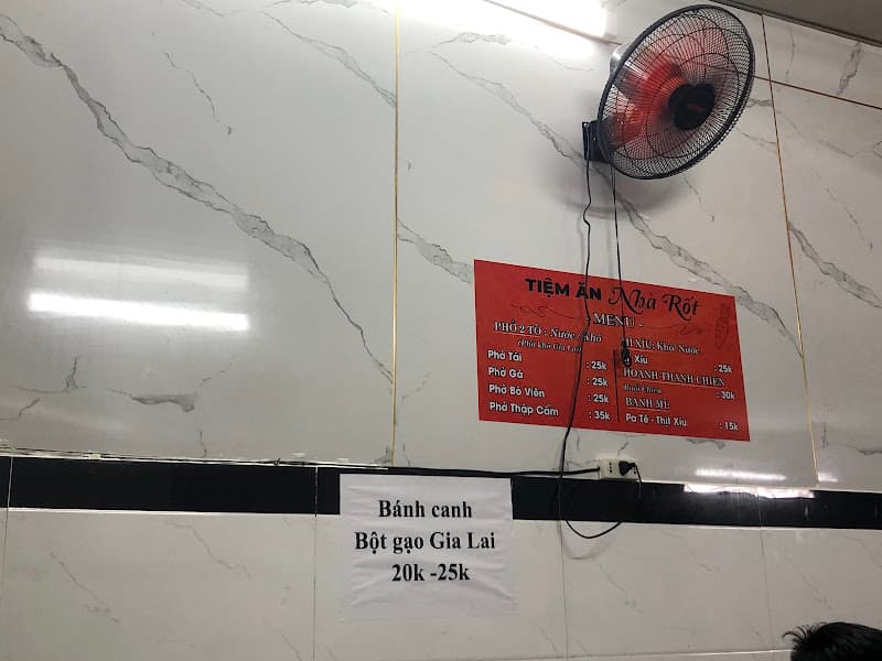 Hình ảnh Tiệm Ăn nhà Rốt -Phở Khô 2 Tô - 2