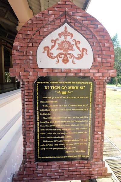 Khu di tích Gò Tháp