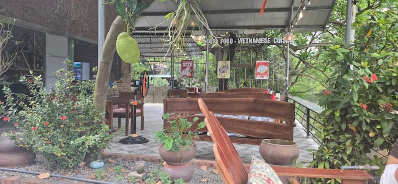 Hình ảnh Riverside Restaurant / Coffee - Cuisine in a Peaceful alley riverside - 3