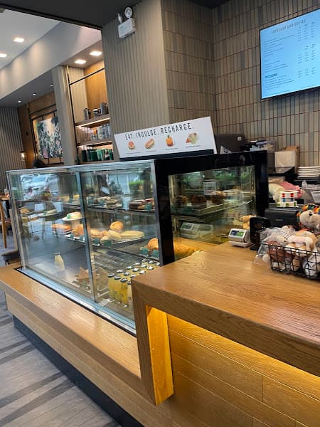 Hình ảnh Starbucks The Legend - 3