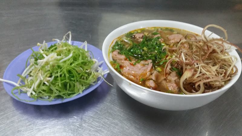 Phở Yến Oanh