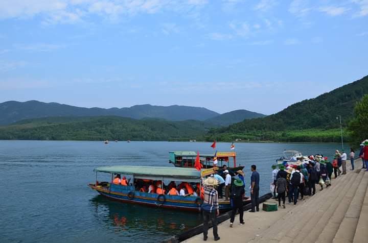 Hình ảnh Bến đò đi Hương Tích - 2