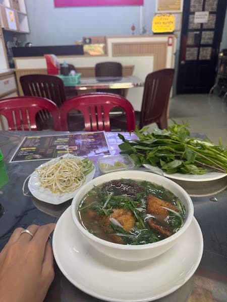 Hình ảnh Lẩu gà lá é Tao Ngộ - 2