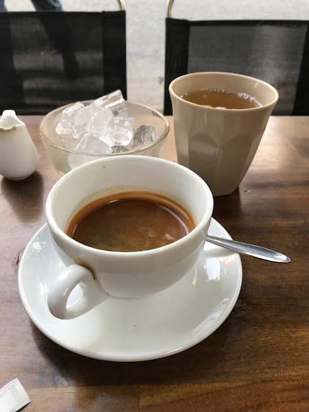 Hình ảnh Nguyễn Coffee & Tea - 3