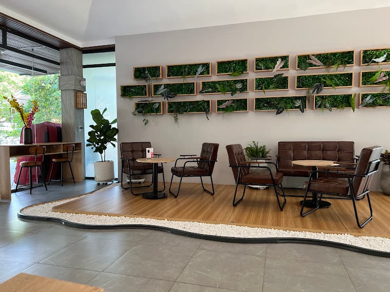 M'oi Coffee and Tea Bar