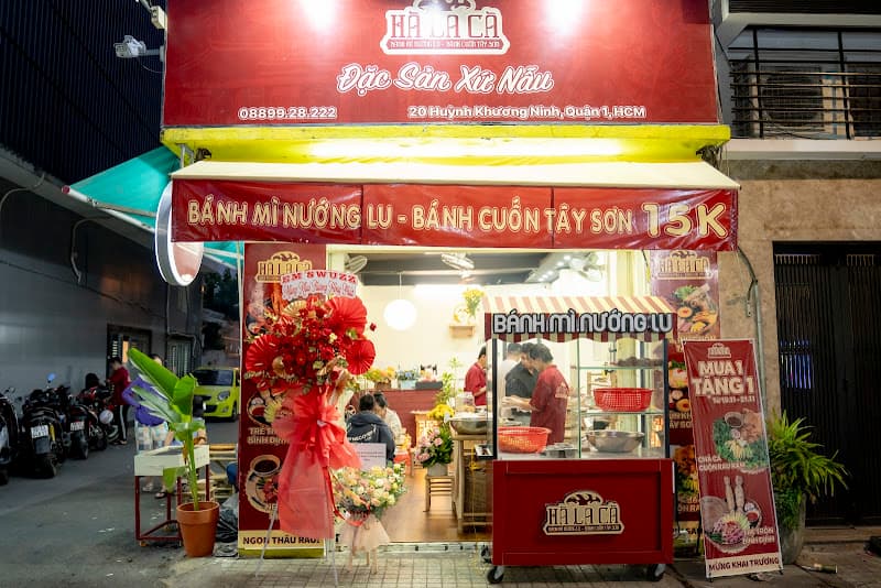 Hà La Cà - Bánh cuốn Tây Sơn & Bánh Mì Nướng Lu