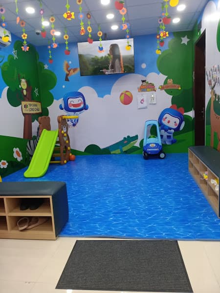 Hình ảnh Trung Tâm Tiêm Chủng FPT Long Châu - 3