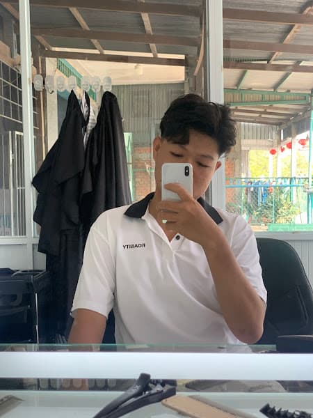 Hình ảnh Cắt Tóc Nam Qui Hoàng - 2