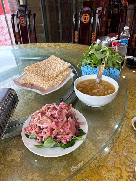 Hình ảnh Nhà Hàng Ngọc Minh - Ẩm thực Cung Đình - 3