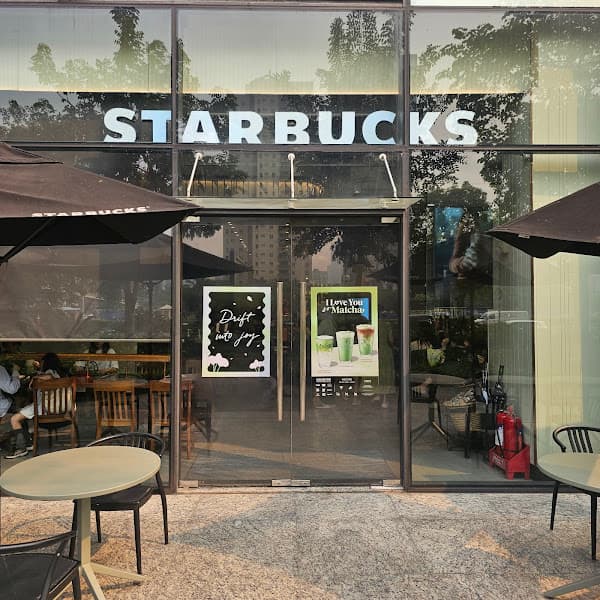 Hình ảnh Starbucks Vincom Trần Duy Hưng - 4