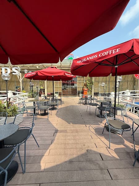 Ảnh bìa Highlands Coffee - Bến Bạch Đằng