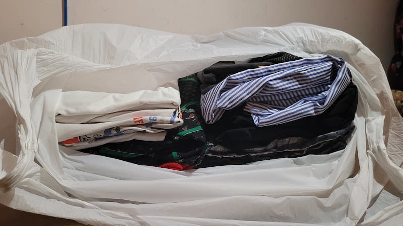 Hình ảnh GIẶT SẤY SIÊU TỐC HOÀNG YẾN/LAUNDRY SERVICE - 2