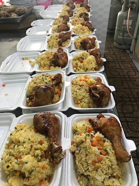 Cơm chiên mì xào A Lễ