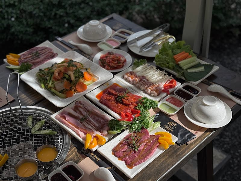 Hình ảnh Dưới Tán Cây - Lẩu Nướng - 5