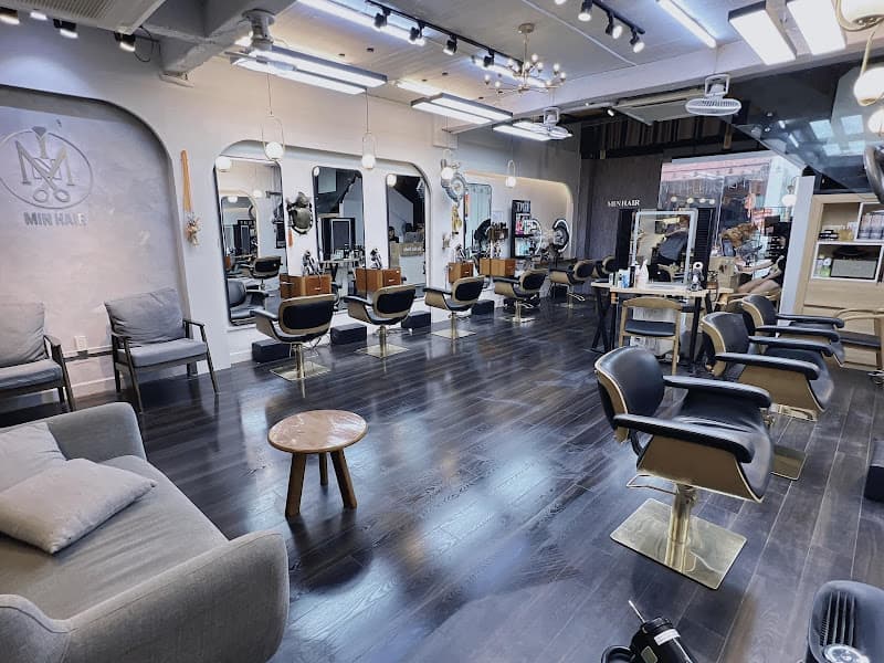 Hair Salon Min