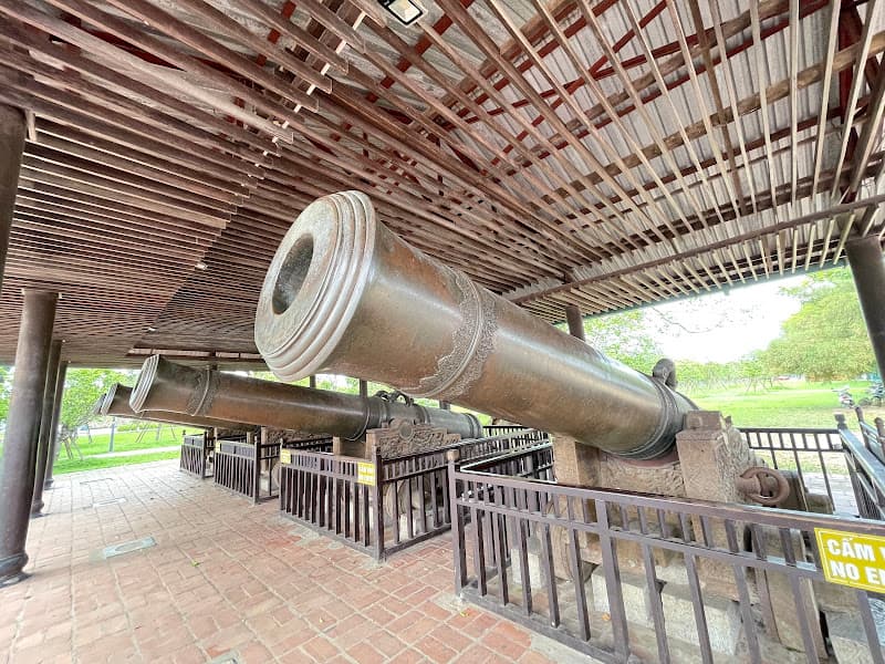 Cửu vị Thần công