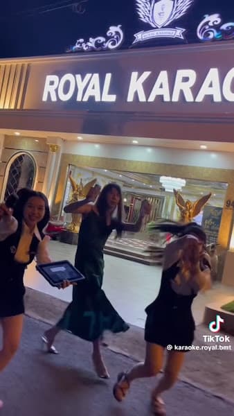 Hình ảnh Karaoke Royal | Buôn Ma Thuật - 4