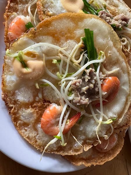 Hình ảnh Bánh xèo tôm nhảy - 2