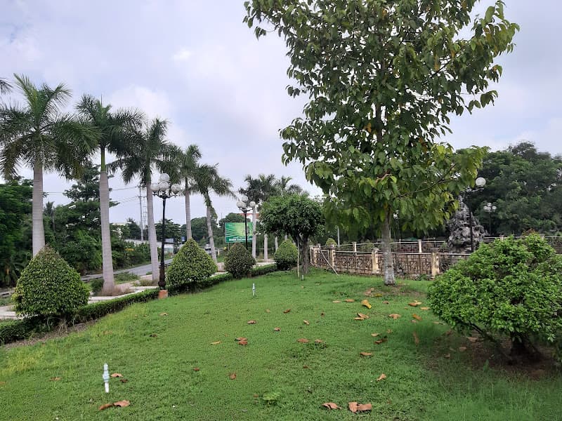 Hình ảnh Tượng đài Đốc binh Lê Cẩn và Nguyễn Giao - 3