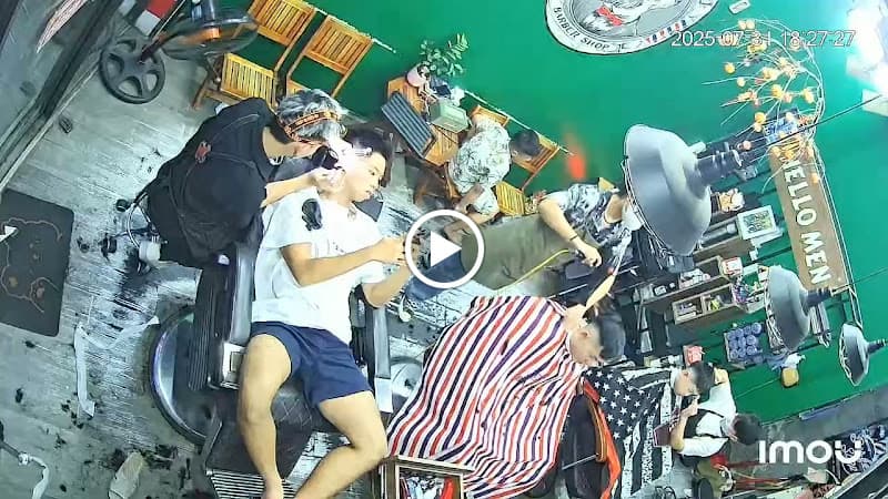 Hình ảnh PT Barbershop - Cắt Tóc Nam Tại Huế - 3