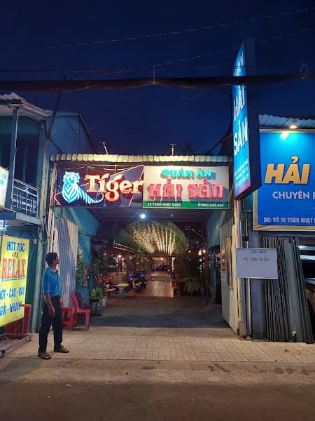 Quán Hàng Châu Quán (Hải Sản 1 cũ)