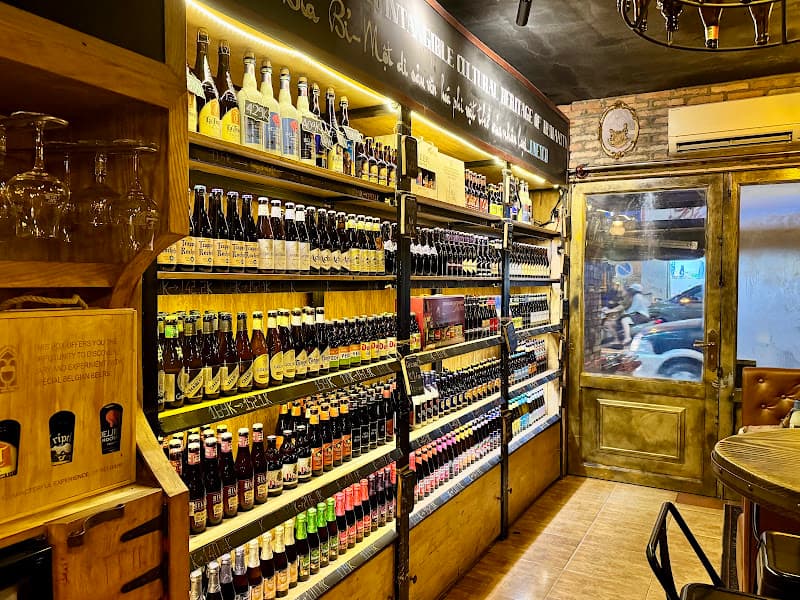 Hình ảnh Lagom Café - The First Coffee & Belgian Beer Lounge in Vietnam - 3