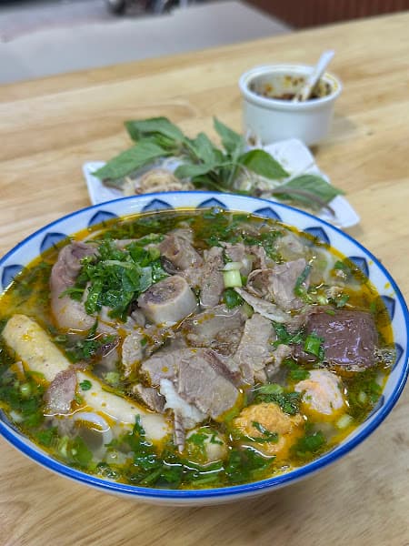 Hình ảnh Bún bò Huế - O Hường - 7