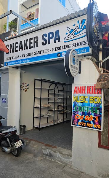 Sneaker Spa