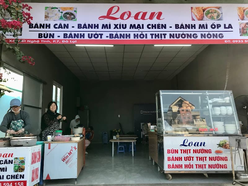 Bánh căn cô Loan Đà Lạt