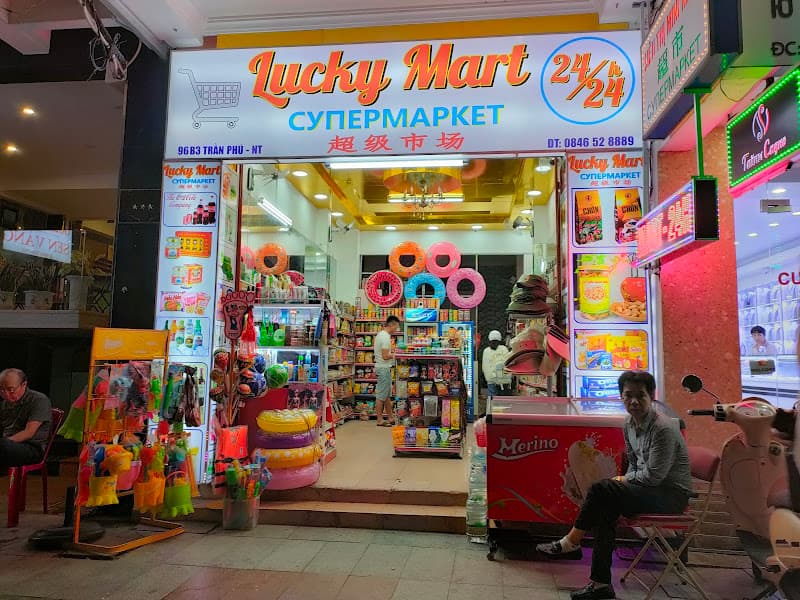Ảnh bìa Lucky Mart