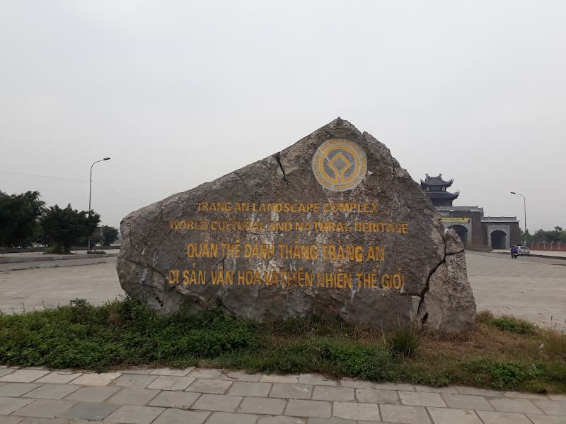 Hình ảnh Cổng chào vào Khu du lịch sinh thái Tràng An - 3