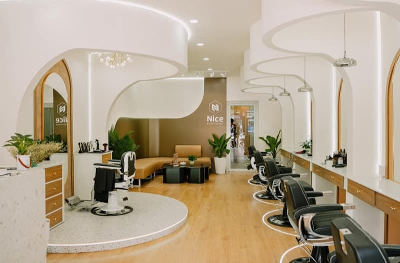 Thế Giới Tóc Nam - NICE - Cắt Tóc Nam ,Ráy Tai ,Gội Đầu