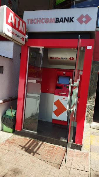 Hình ảnh ATM Techcombank - 2