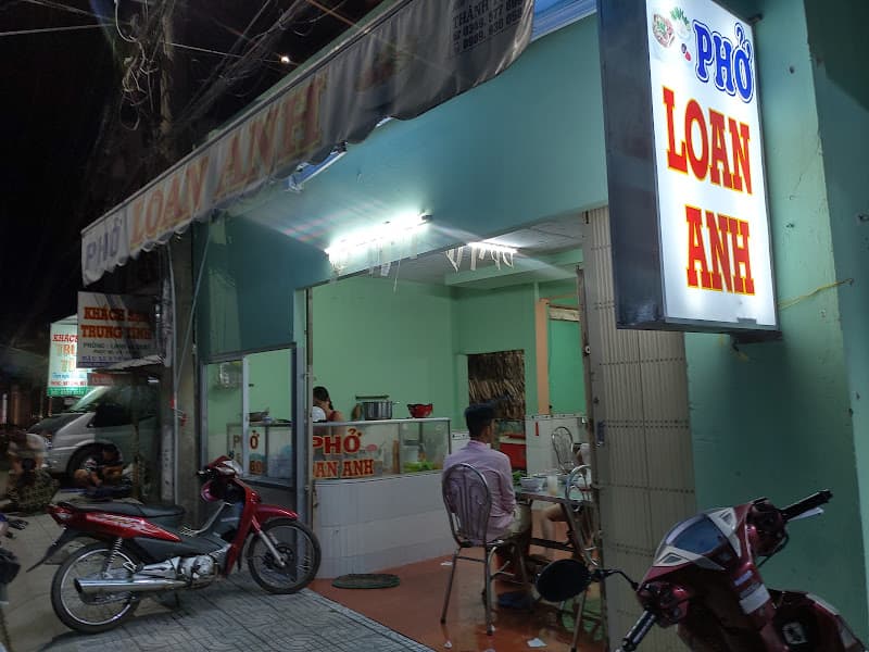 Quán Phở Loan Anh