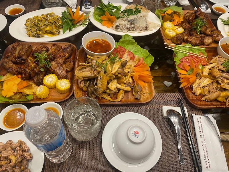 Hình ảnh Nhà hàng hầm rượu Long Xuyên - 3