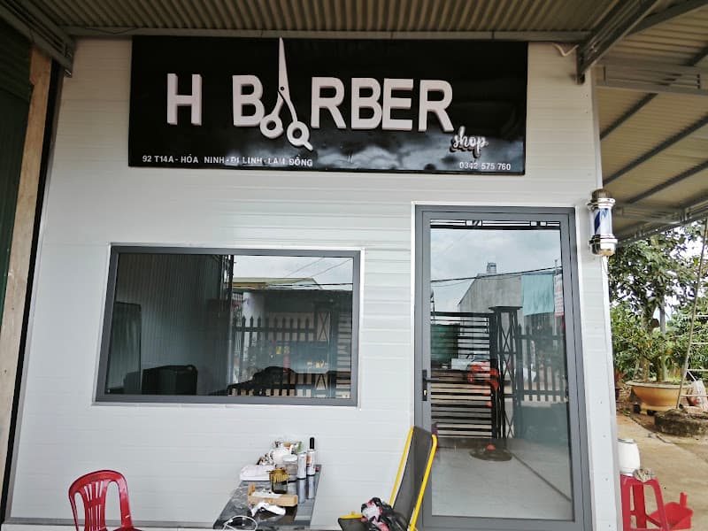 Hình ảnh H BARBER SHOP(tiệm cắt tóc) - 3