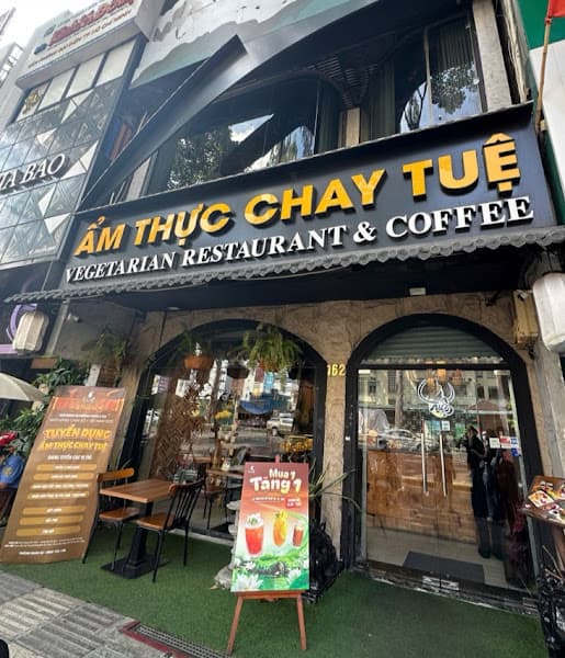 Ẩm Thực Chay Tuệ - Trần Hưng Đạo