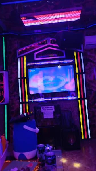 Hình ảnh Karaoke Piano 🎤🎙️🎶🎵🎹🪗💃🕺🪩 - 3