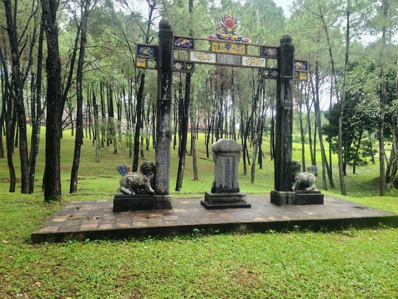 Hình ảnh Lăng Kiên Thái Vương - 2