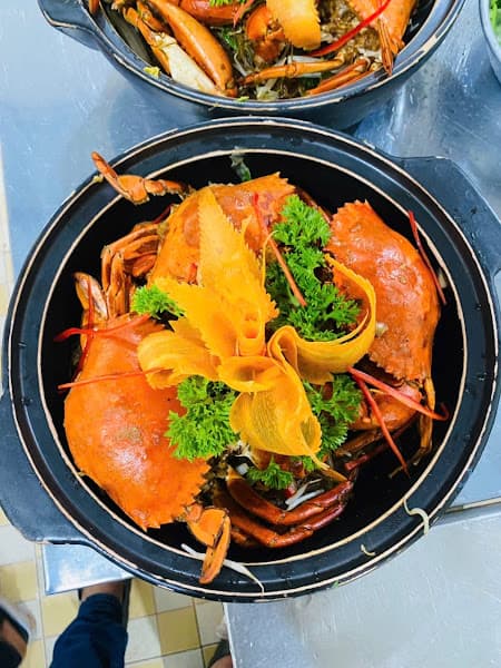 Hình ảnh NHÀ HÀNG HẢI SẢN HP GARDEN - 4