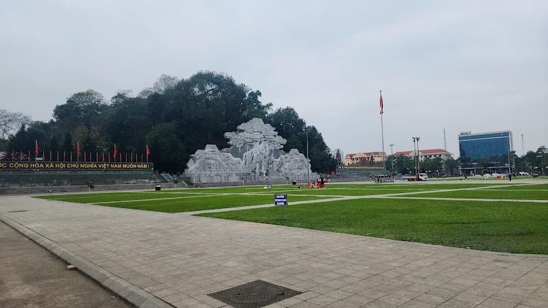 Hình ảnh Quảng Trường Tỉnh Tuyên Quang - 4